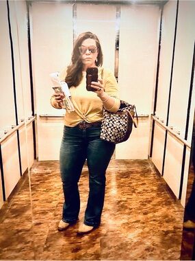 Bootcut Jeans - yellow twist front blouse, coach bag and sunnies☀️